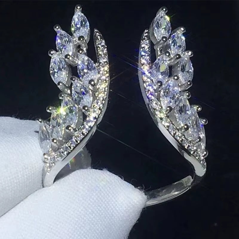 CAOSHI Luxe Sparkle Statement Ring – Dazzle Boldly, Shine Endlessly